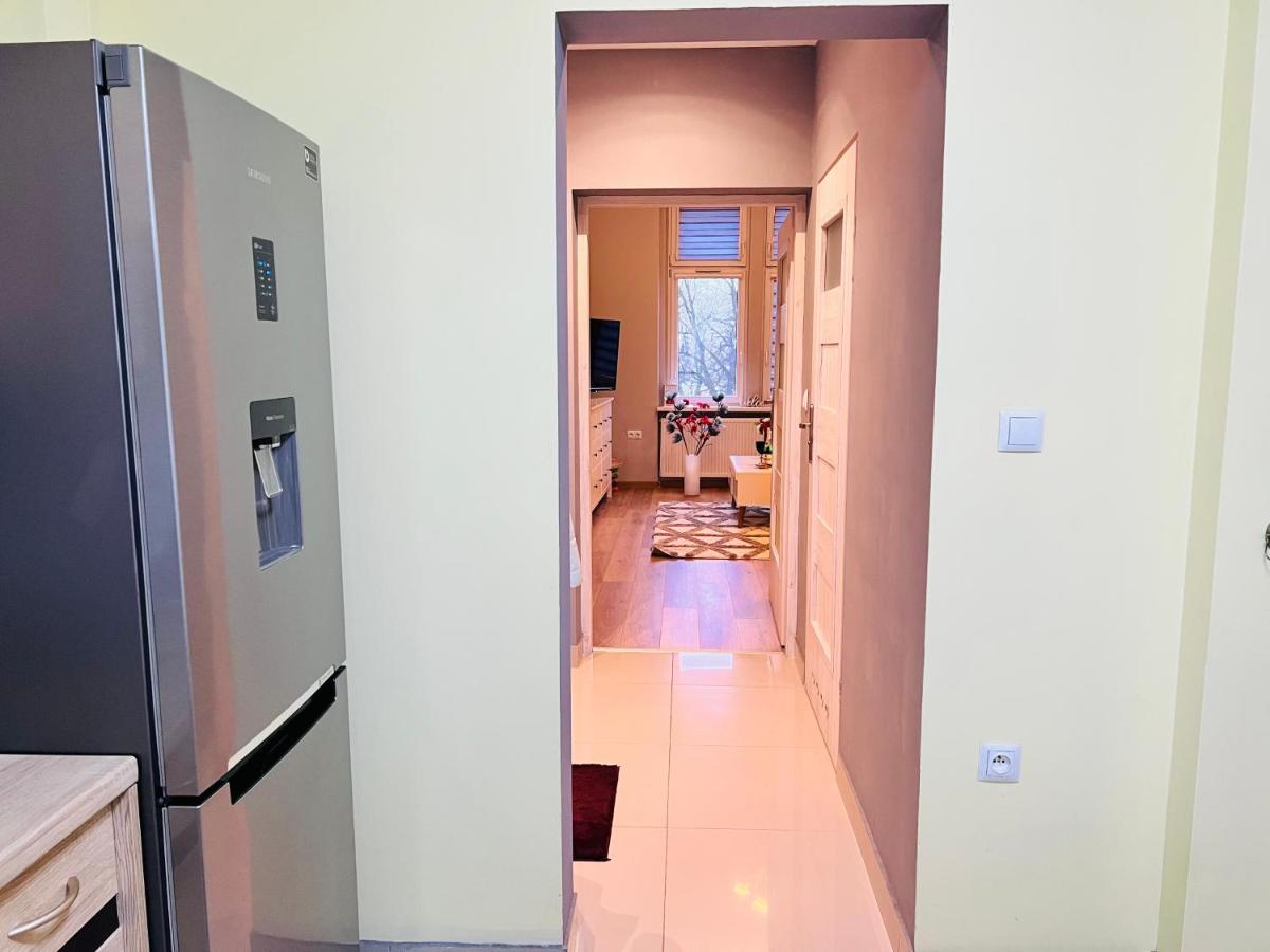 Wolnosci 21 Jelenia Gora Apartment Ngoại thất bức ảnh