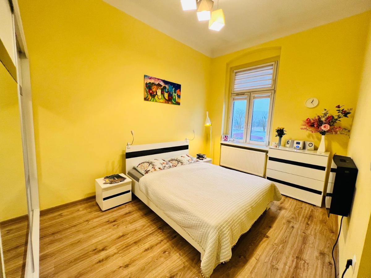 Wolnosci 21 Jelenia Gora Apartment Ngoại thất bức ảnh
