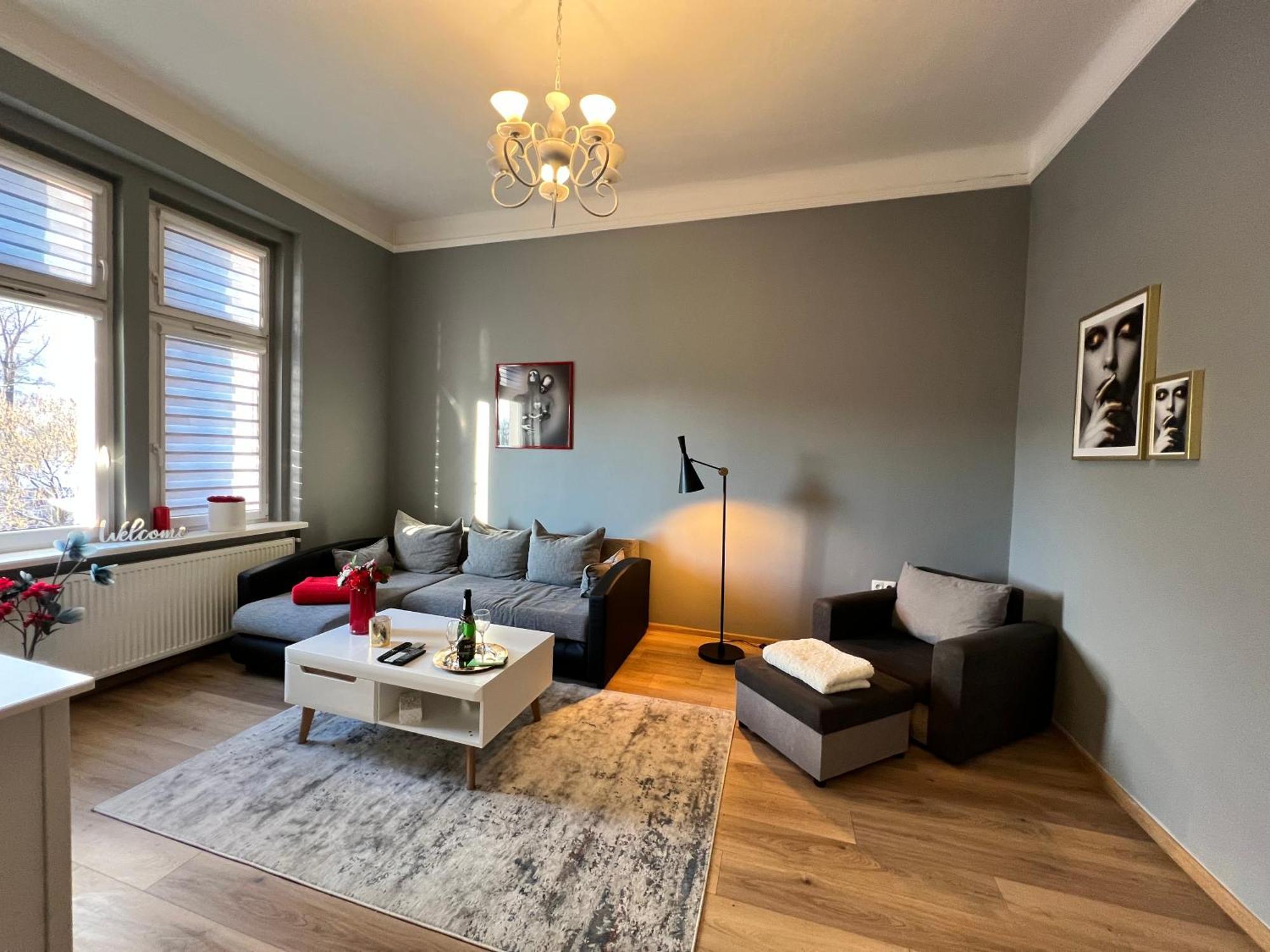 Wolnosci 21 Jelenia Gora Apartment Ngoại thất bức ảnh
