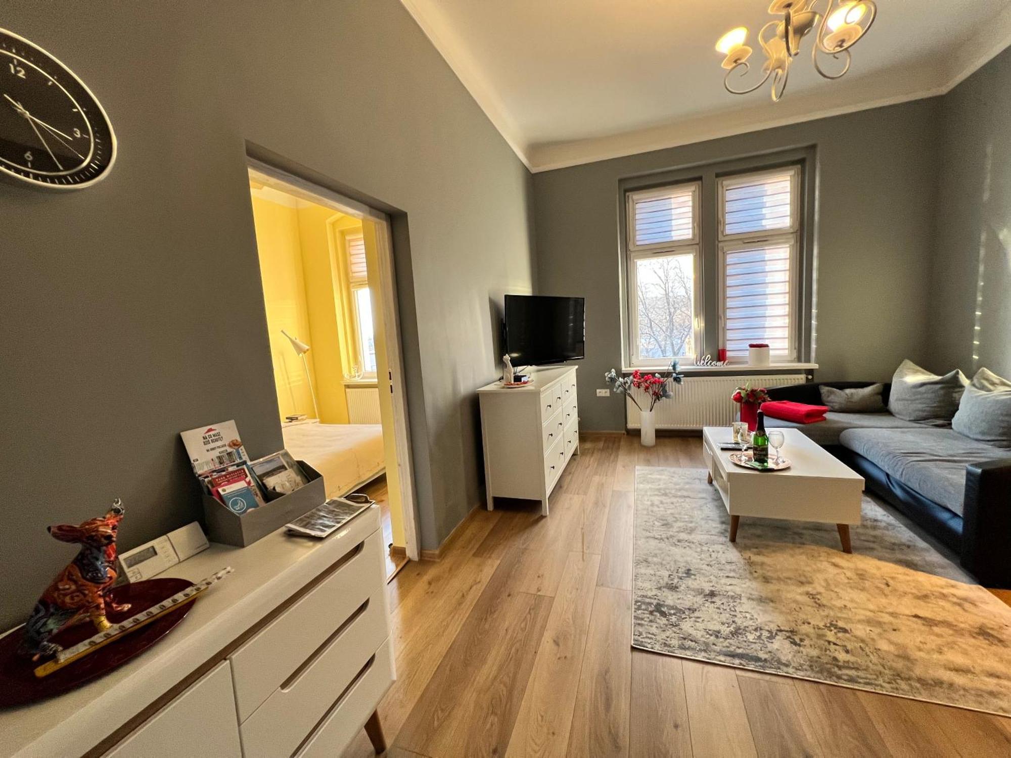 Wolnosci 21 Jelenia Gora Apartment Ngoại thất bức ảnh