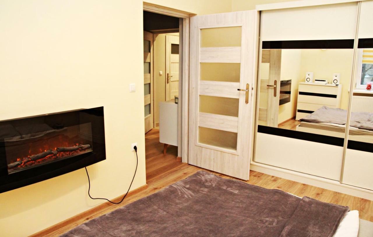 Wolnosci 21 Jelenia Gora Apartment Ngoại thất bức ảnh